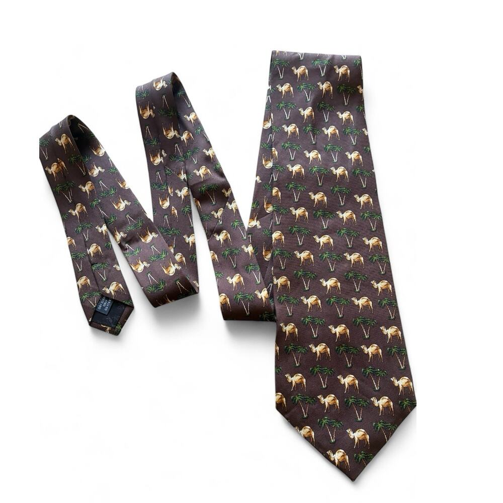 Vtg BANANA REPUBLIC Men's Silk Tie Brown Camel Palm Tree Oasis Safari Novelty